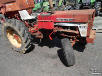 Smalspoor tractor International 423