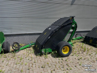 Veegmachine John Deere TC125