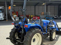 Compact tractor Iseki TLE3410 tractor met voorlader