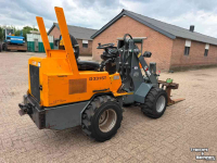 Shovel / Wiellader / Kniklader Giant D331 ST