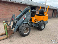 Shovel / Wiellader / Kniklader Giant D331 ST
