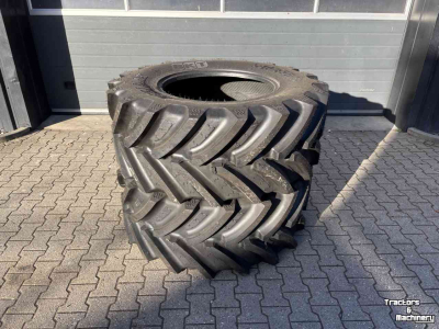 Wielen, Banden, Velgen & Afstandsringen BKT 540/65R28  Agrimax RT657 Nieuw