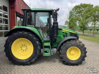 Tractor / Trekker John Deere 6090M