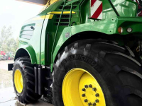 Veldhakselaar John Deere 8600 40 KM Korrelkneuzer