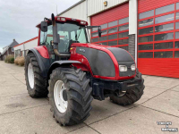 Tractor / Trekker Valtra T130