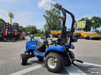 Compact tractor New Holland Boomer 25 Compact Tractor