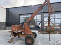 Overige bouwmachines, grondverzetmachines en toebehoren Bazzoli Landbouwkraan , getrokken kraan