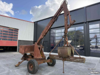 Overige bouwmachines, grondverzetmachines en toebehoren Bazzoli Landbouwkraan , getrokken kraan