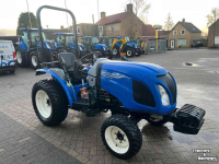 Compact tractor New Holland Boomer 40 HST tractor trekker