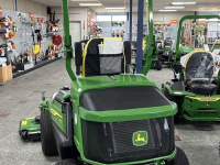 Zitmaaier John Deere 1550