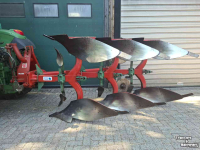 Ploegen Kverneland EG 160 - 3 schaar wentelploeg ploeg steenbeveiliging 2 schaar