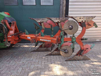 Ploegen Kverneland EG 160 - 3 schaar wentelploeg ploeg steenbeveiliging 2 schaar