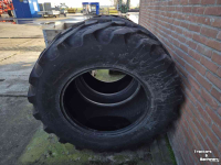 Wielen, Banden, Velgen & Afstandsringen BKT VF 600/60R30