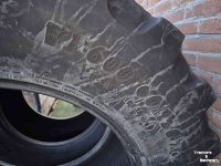 Wielen, Banden, Velgen & Afstandsringen BKT VF 600/60R30