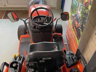 Tractor / Trekker Kubota BX231