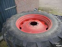 Wielen, Banden, Velgen & Afstandsringen Pirelli 460/85r38 tm 600
