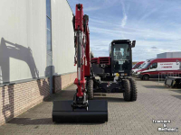 Bandenkraan / Graafmachine op wielen Yanmar B95W