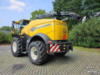 Veldhakselaar New Holland FR 650 ST5
