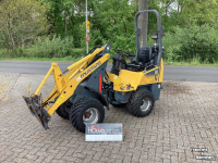 Shovel / Wiellader / Kniklader Mustang AL106