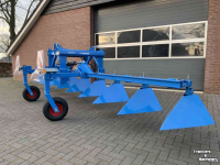 Rijenspuit Lemken Hengers Onderblad kappenspuit 8x75