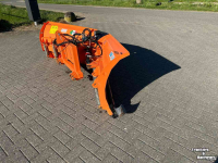 Sneeuwruim werktuigen Boxer SSV300  Sneeuwschaaf