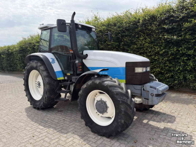 Tractor / Trekker New Holland 8160 Dual  Command