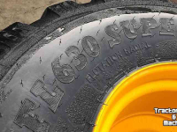 Wielen, Banden, Velgen & Afstandsringen BKT 750/60R26.5 95% FL 630 / Nog 1 set voorradig