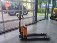 Elektrische palletwagen Doosan LPM 20 N-7 Palletwagen