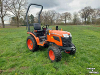 Compact tractor Kubota B1241