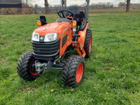 Compact tractor Kubota B1241