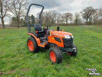 Smalspoor tractor Kubota B1241