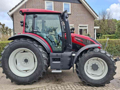Tractor / Trekker Valtra G125eA