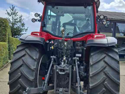 Tractor / Trekker Valtra G125eA