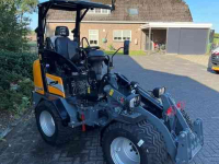 Shovel / Wiellader / Kniklader Giant G1500 LHD X-tra