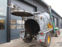 Mesttank Peecon 5000 liter kippende giertank kiepende mesttank waterwagen zuigarm hydraulische achterwand