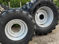 Wielen, Banden, Velgen & Afstandsringen Vredestein 600/65R28 + 710/70R38 Traction XXL
