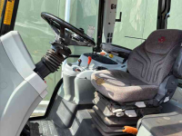 Tractor / Trekker Massey Ferguson 5460 Dyna4