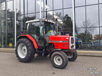 Tractor / Trekker Massey Ferguson 6130 Dynashift