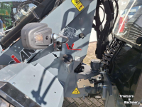 Shovel / Wiellader / Kniklader Giant G2700 HD