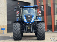 Tractor / Trekker New Holland T7.260PLMI vario Stage V Fronthef+PTO Lucht Hydr. rem GPS 56km