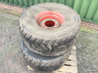 Wielen, Banden, Velgen & Afstandsringen Michelin 560/60 R22
