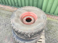 Wielen, Banden, Velgen & Afstandsringen Michelin 560/60 R22