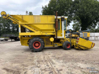 Veldhakselaar Hesston Field queen rear dump