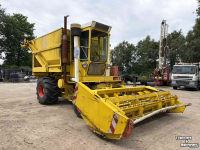 Veldhakselaar Hesston Field queen rear dump