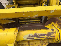 Veldhakselaar Hesston Field queen rear dump