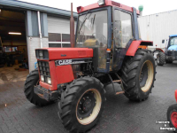 Tractor / Trekker Case-IH 745 xla