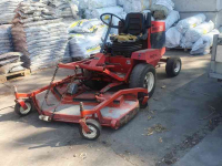 Zitmaaier Toro Groundmaster 322-D