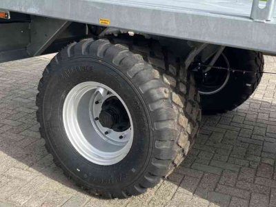 Overige bouwmachines, grondverzetmachines en toebehoren VGM Sierra 5 / DT5 bakkenwagen