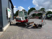 Rupskraan / Graafmachine op rupsen Takeuchi TB 235