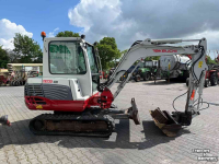 Rupskraan / Graafmachine op rupsen Takeuchi TB 235